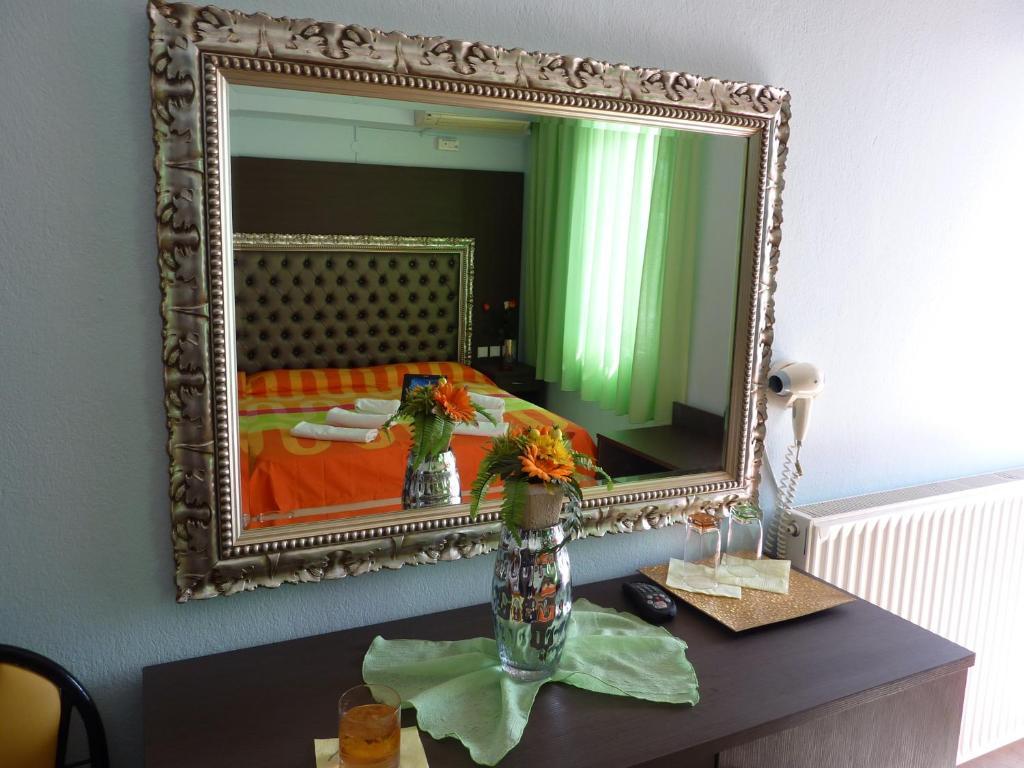 Hotel White Rose Beach Olympiakí Aktí Eksteriør billede