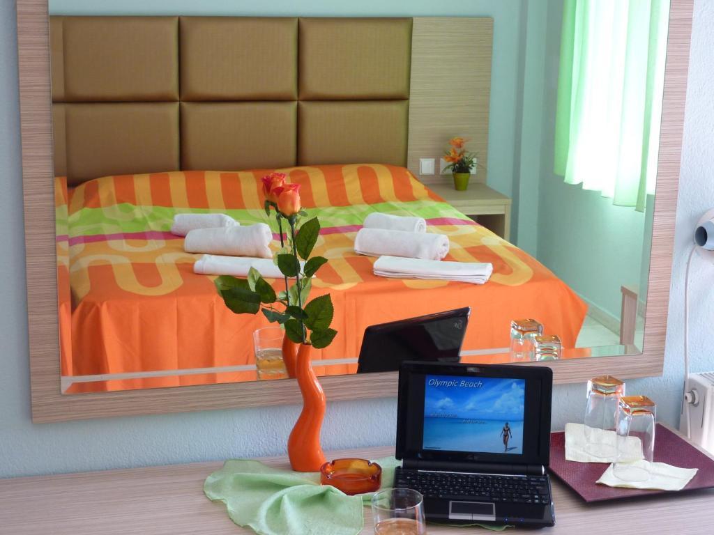Hotel White Rose Beach Olympiakí Aktí Eksteriør billede