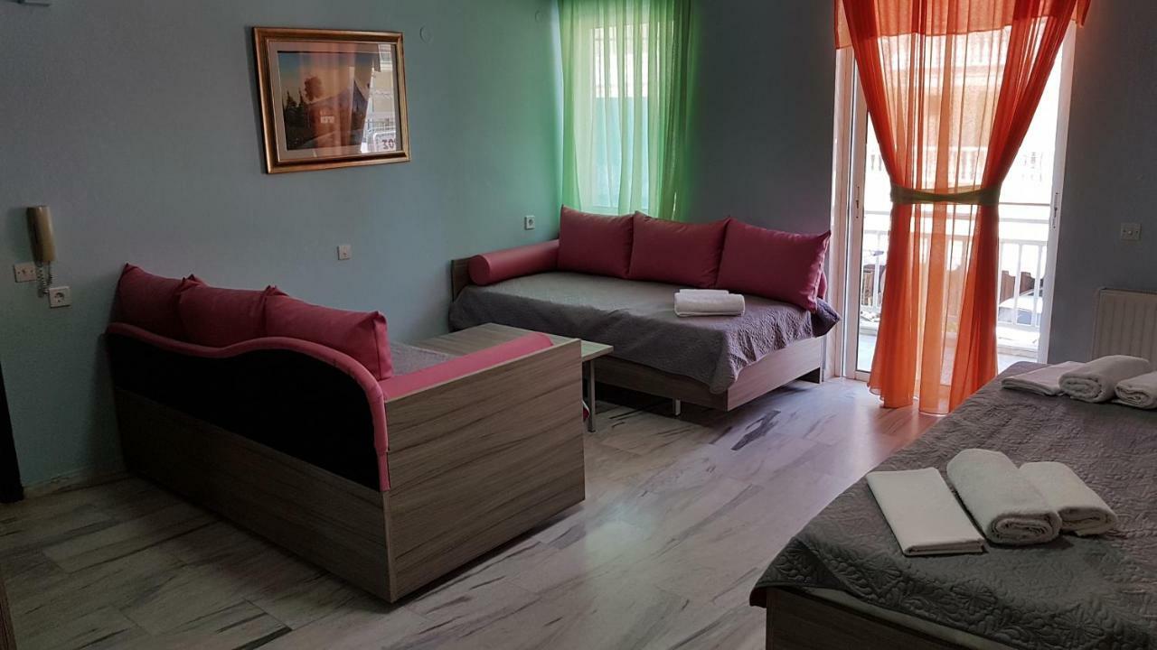 Hotel White Rose Beach Olympiakí Aktí Eksteriør billede
