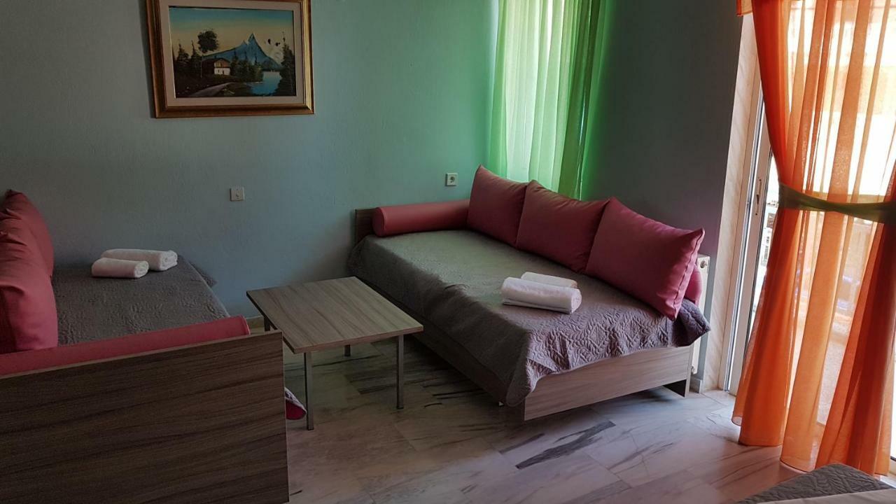 Hotel White Rose Beach Olympiakí Aktí Eksteriør billede