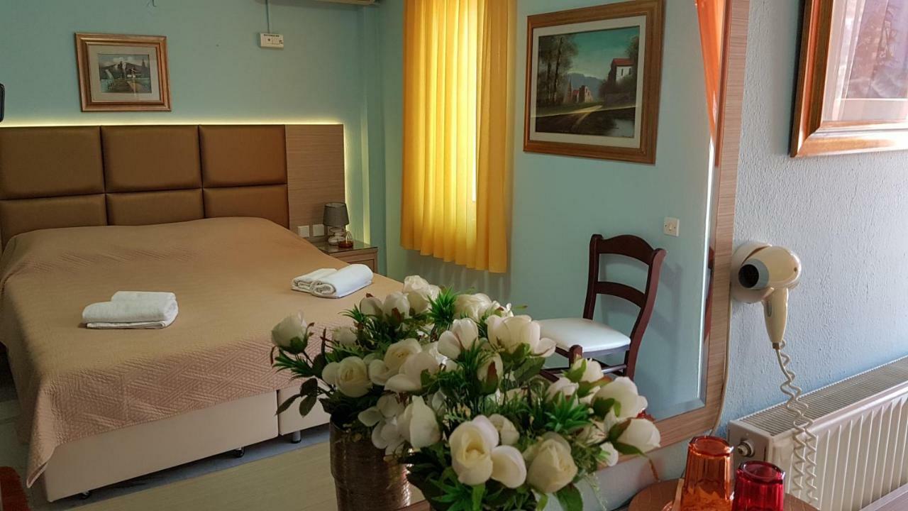 Hotel White Rose Beach Olympiakí Aktí Eksteriør billede
