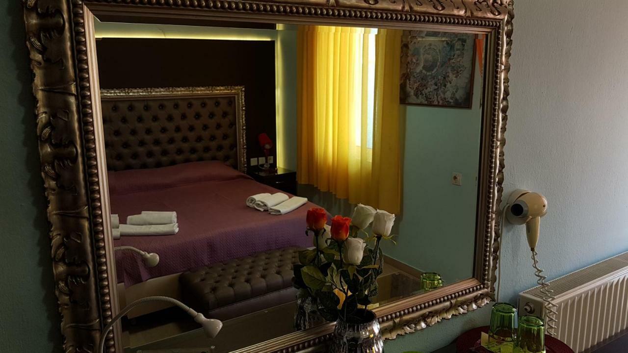 Hotel White Rose Beach Olympiakí Aktí Eksteriør billede